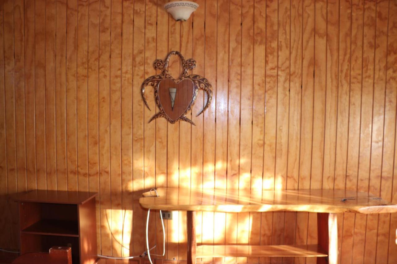 Hostal Avareipua ハンガ・ロア エクステリア 写真