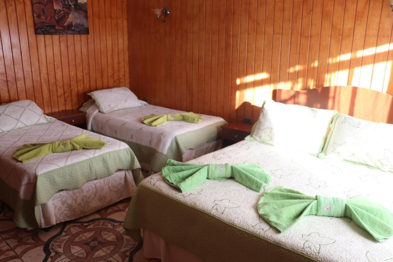 Hostal Avareipua ハンガ・ロア エクステリア 写真