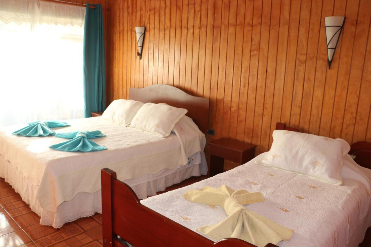 Hostal Avareipua ハンガ・ロア エクステリア 写真